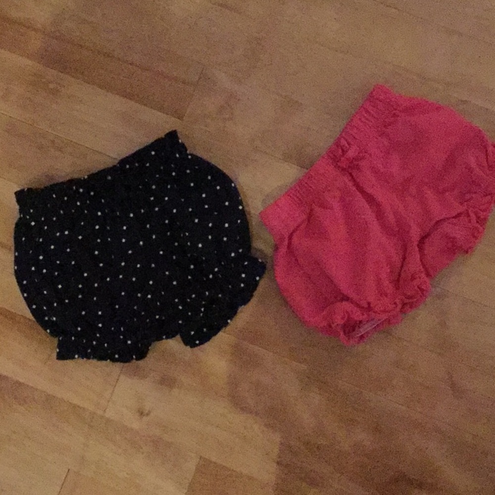 Adorable baby shorts size 0-3 M